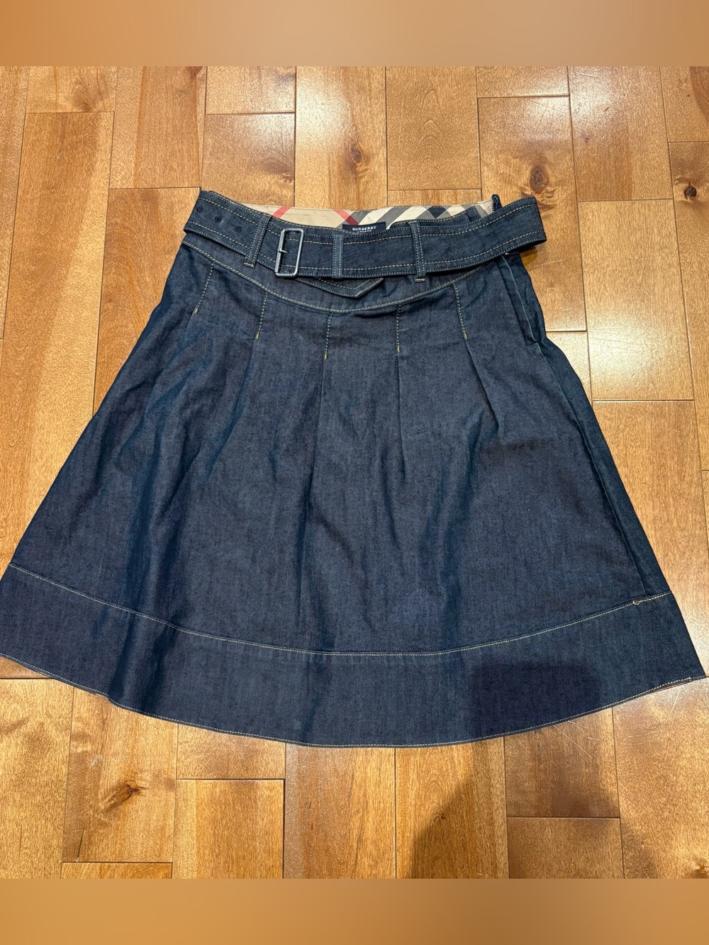 Burberry denim skirt
